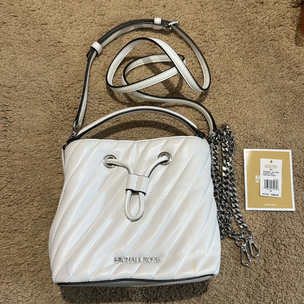 Michael Kors Crossbody Bucket Bag